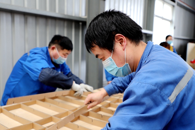 员工风范 | 平湖景包残疾员工喊出“我行，，，，，，我能行！”_公司新闻_新闻中心_门徒娱乐