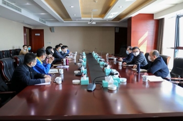 嘉兴市委副书记王涛一行调研门徒娱乐纸业