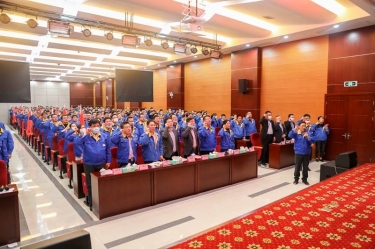 门徒娱乐纸业精益TPM二期项目推进大会顺遂召开