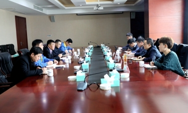 【要闻】平湖市委常委、副市长戴振一行莅临门徒娱乐纸业调研指导