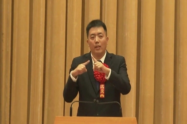 陈良杰，，，，，“天下自强模范”！
